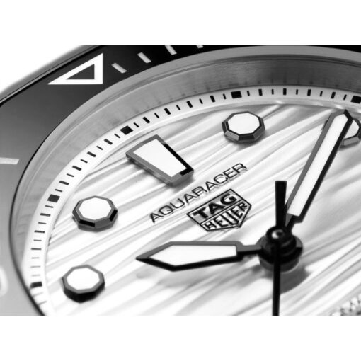 TAG HEUER AQUARACER PROFESSIONAL 300 DATE - Imagen 3