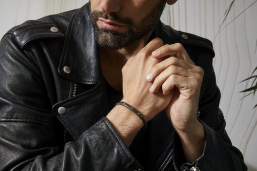 PULSERA SKEMA BLACK TRIPLE GOLD SCREW